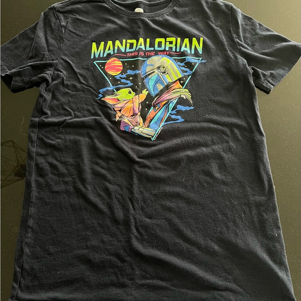 Boys Old Navy Mandalorian T-shirt